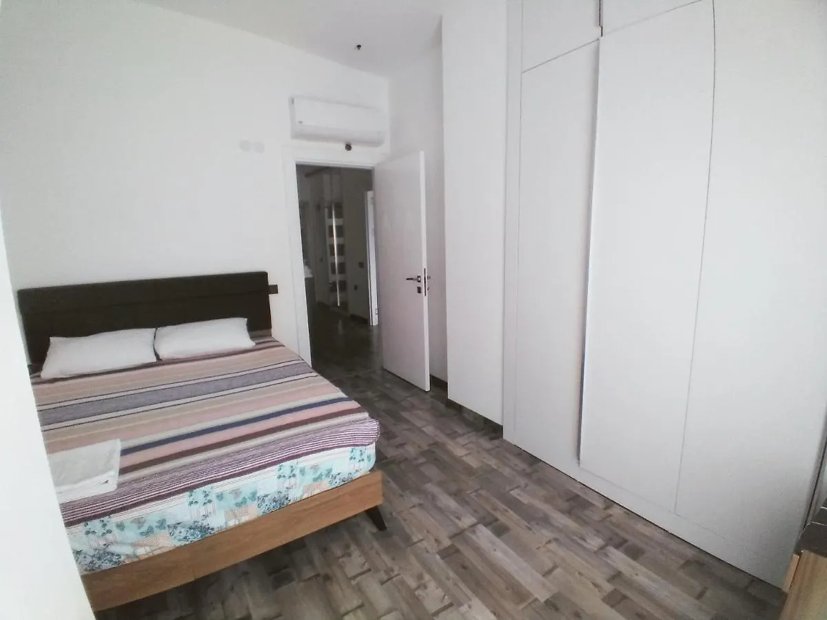 Koepruebasi Aile Apart Lejlighedshotel